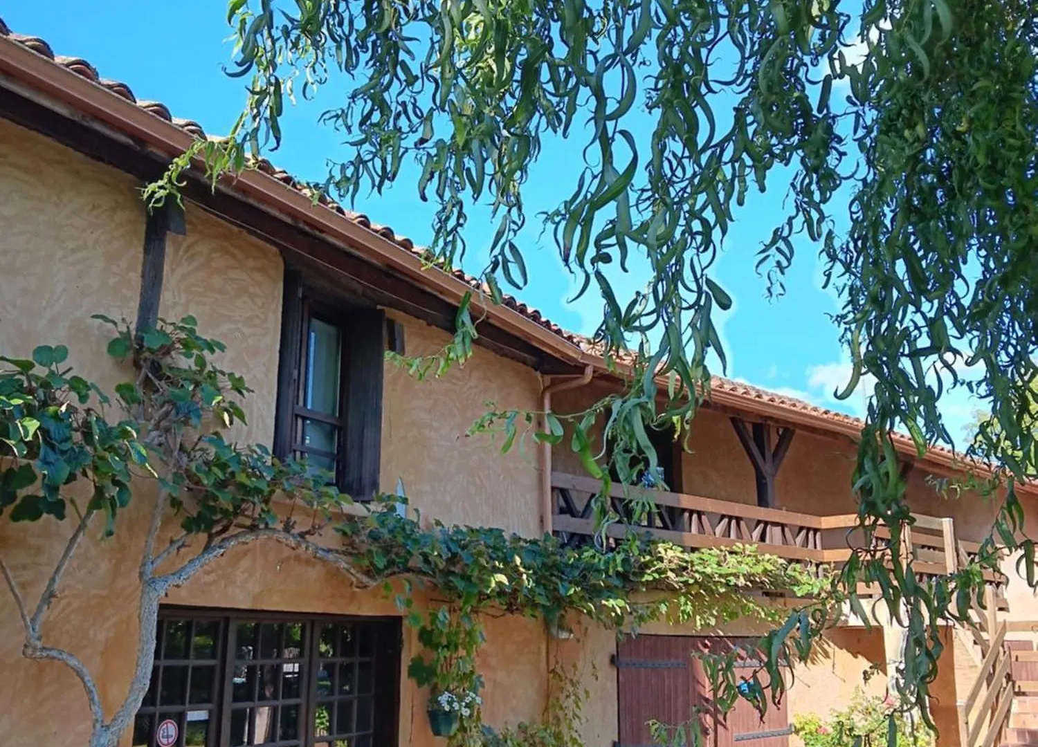 Gite Au Moulin Du Comte Bourrouillan 0*,