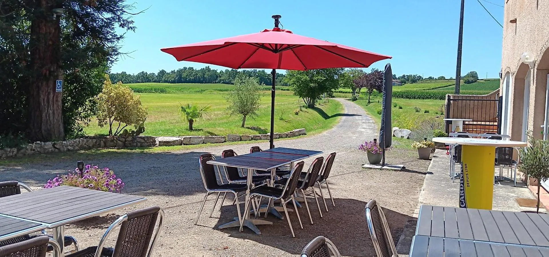Gite Au Moulin Du Comte Bourrouillan 0*,  Γαλλία
